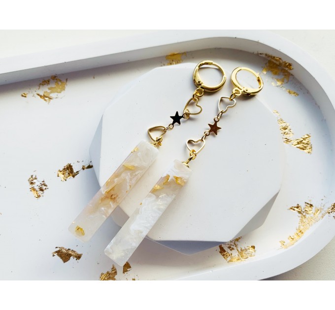 Resin earrings • Dangle white earrings with gold foil • Geometric drop earrings • Wedding resin jewelry • Resin earrings • Handmade jewelry