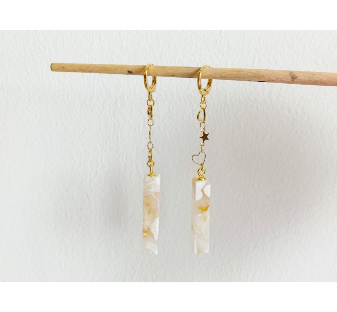 Resin earrings • Dangle white earrings with gold foil • Geometric drop earrings • Wedding resin jewelry • Resin earrings • Handmade jewelry