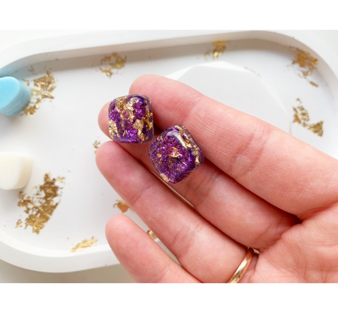 Stud resin earrings • Purple gold earrings • Sparkly lightweight cute earrings • Minimalist earrings with glitters • Handmade resin jewelry