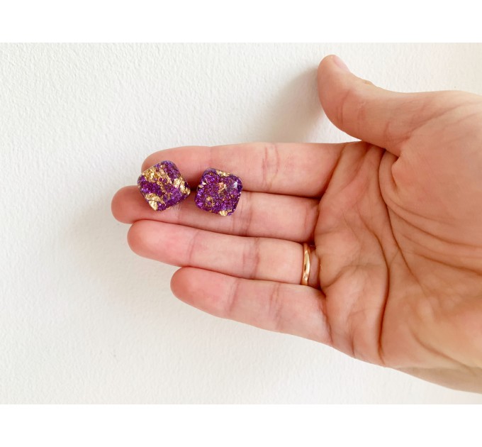 Stud resin earrings • Purple gold earrings • Sparkly lightweight cute earrings • Minimalist earrings with glitters • Handmade resin jewelry