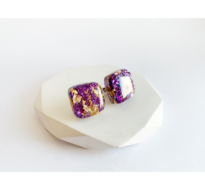 Stud resin earrings • Purple gold earrings • Sparkly lightweight cute earrings • Minimalist earrings with glitters • Handmade resin jewelry