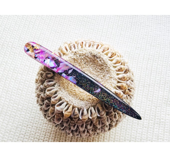 Purple hair stick with mother of pearl