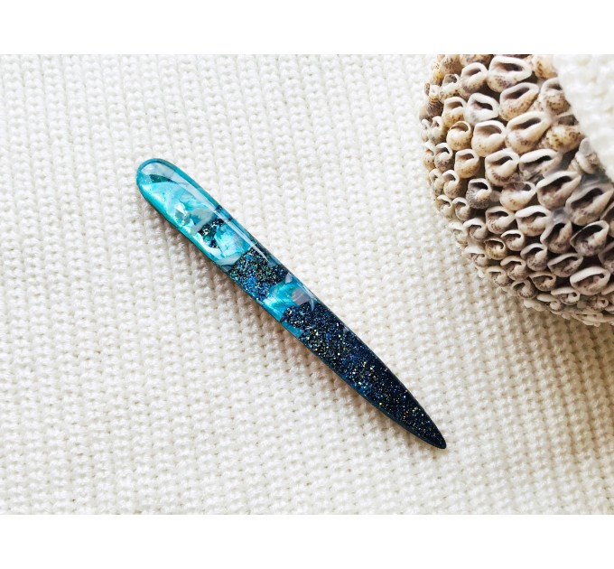 Short aqua blue hair stick with mother of pearl