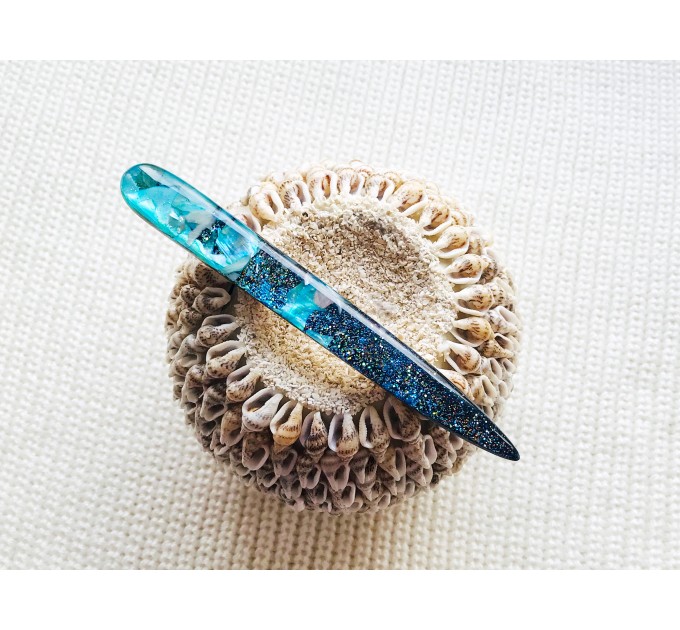 Short aqua blue hair stick with mother of pearl