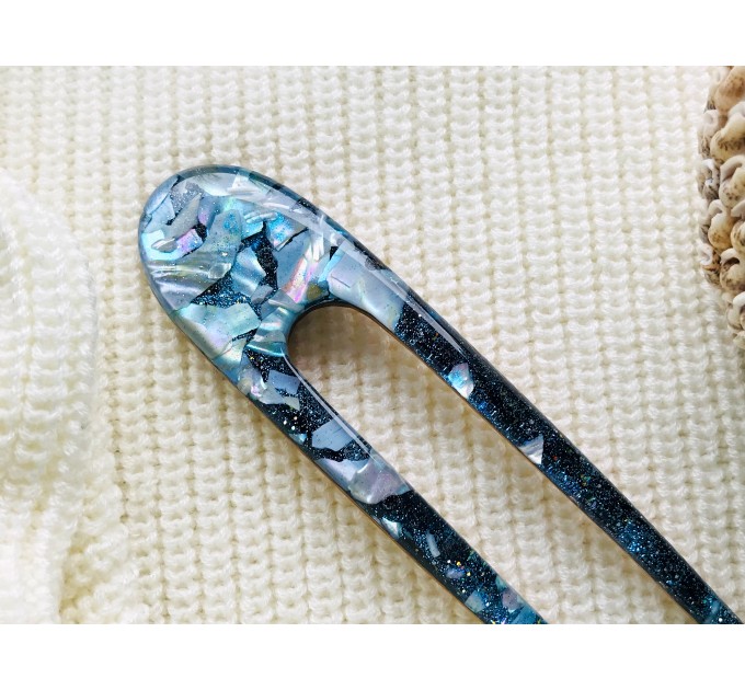 Resin hair fork with cold blue seashells and wood 