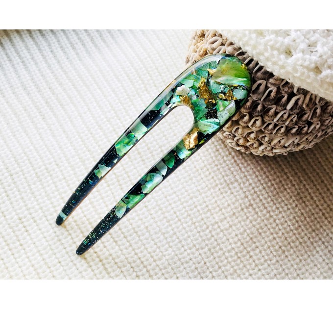 Hair fork with green seashells and wood