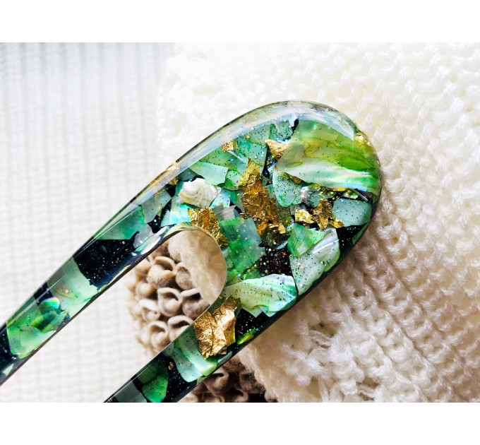 Hair fork with green seashells and wood