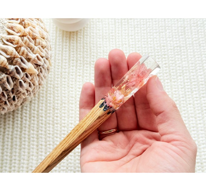 Hair stick with pink flowers 