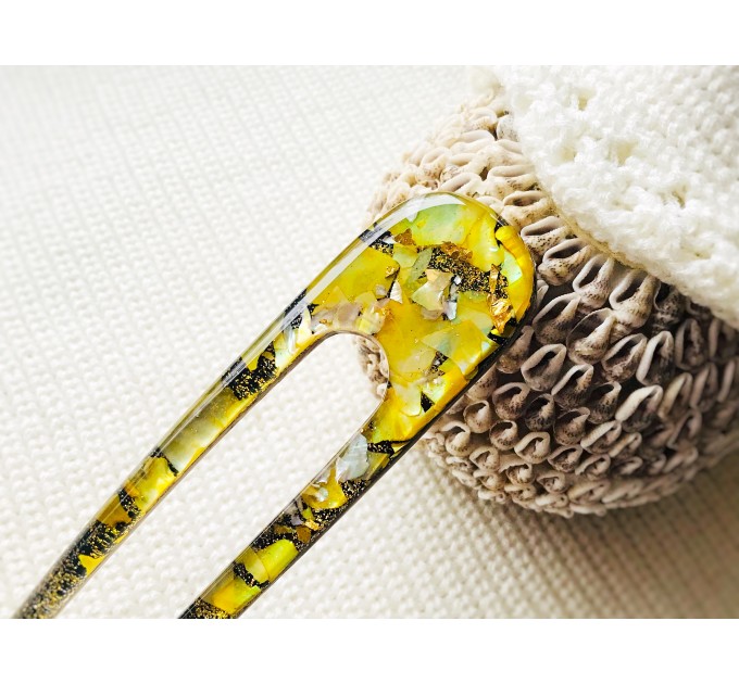 Yellow Resin Hair Pin with Mother of Pearl